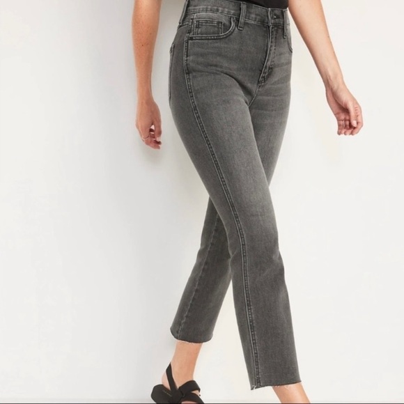 Old Navy Flare Ankle Jeans Size 2 black Wash cropped distressed - Picture 1 of 10